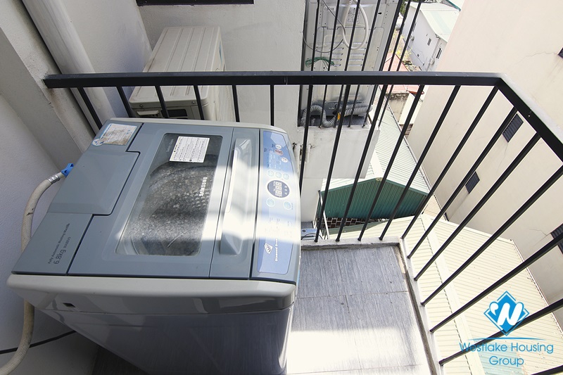 Bright 1-bedroom apartment on Kim Ma Str.